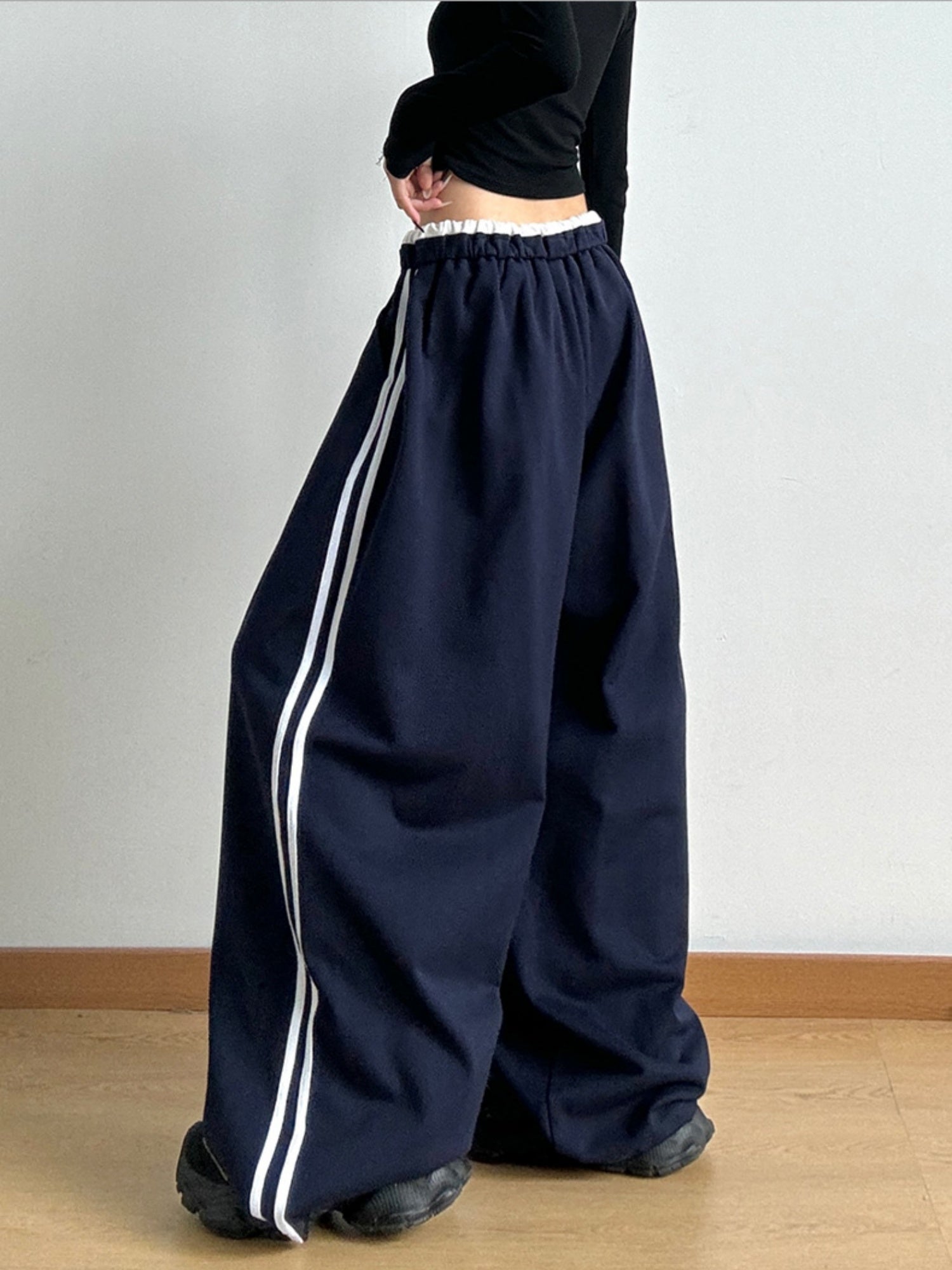 Color-blocked Two-stripe Track Pants Loose-fitting Casual Cargo Pants