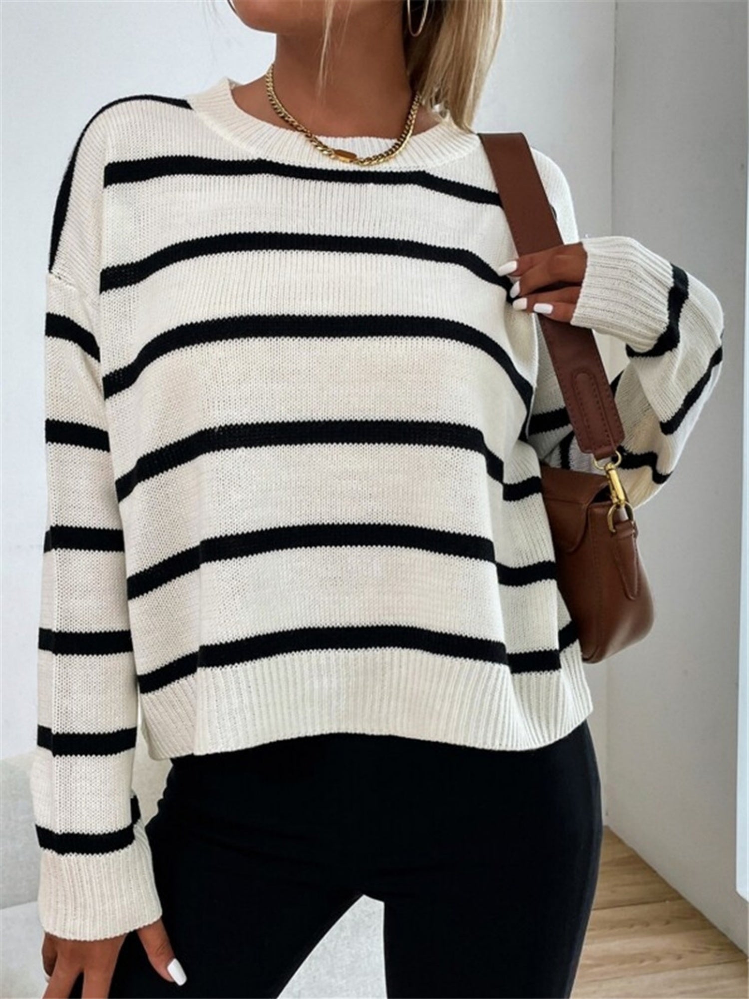 Crew Neck Stripes Contrasting Colors Knitted Sweater