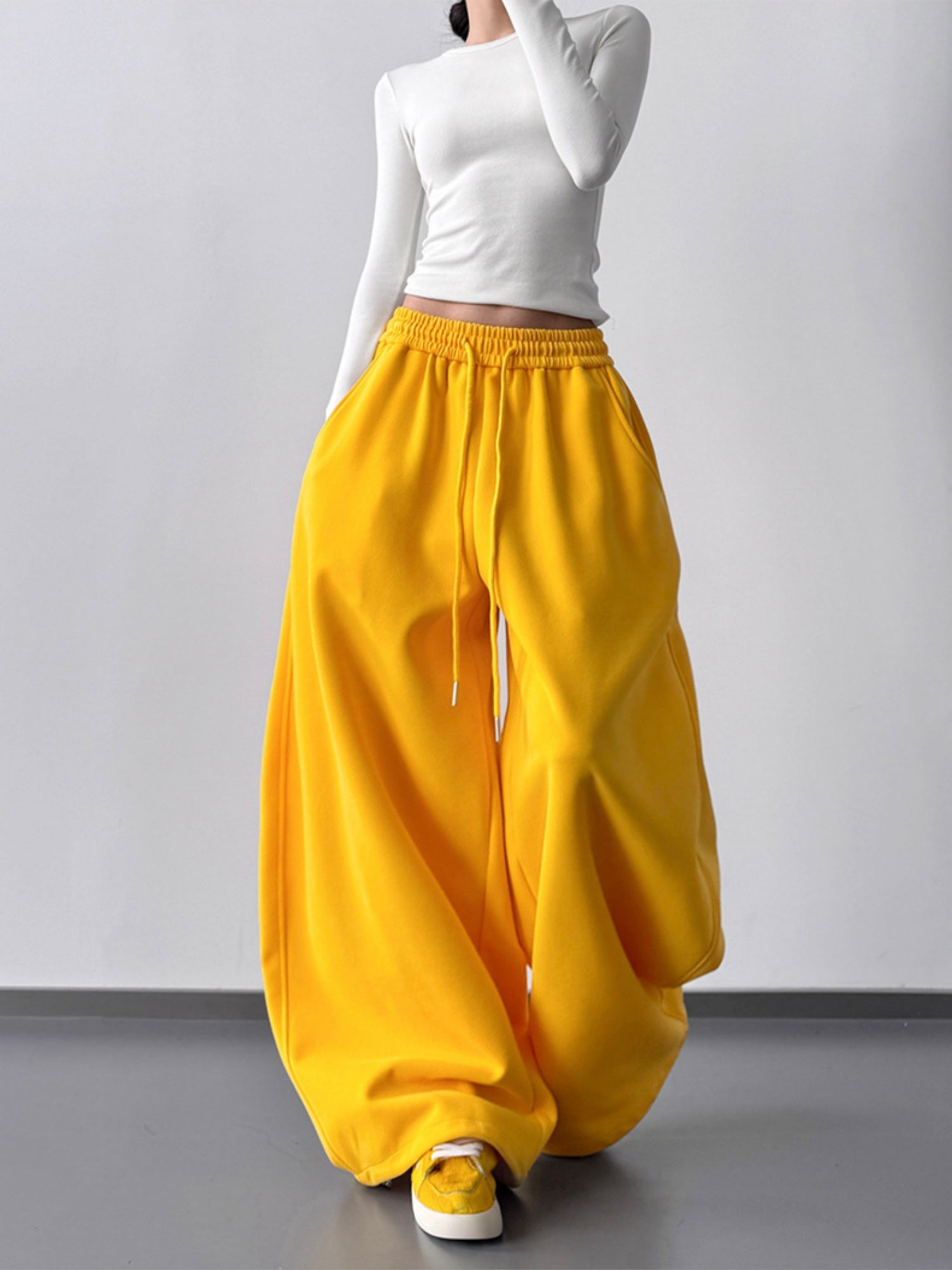 Drawstring Sweatpants Drape Sweatpants