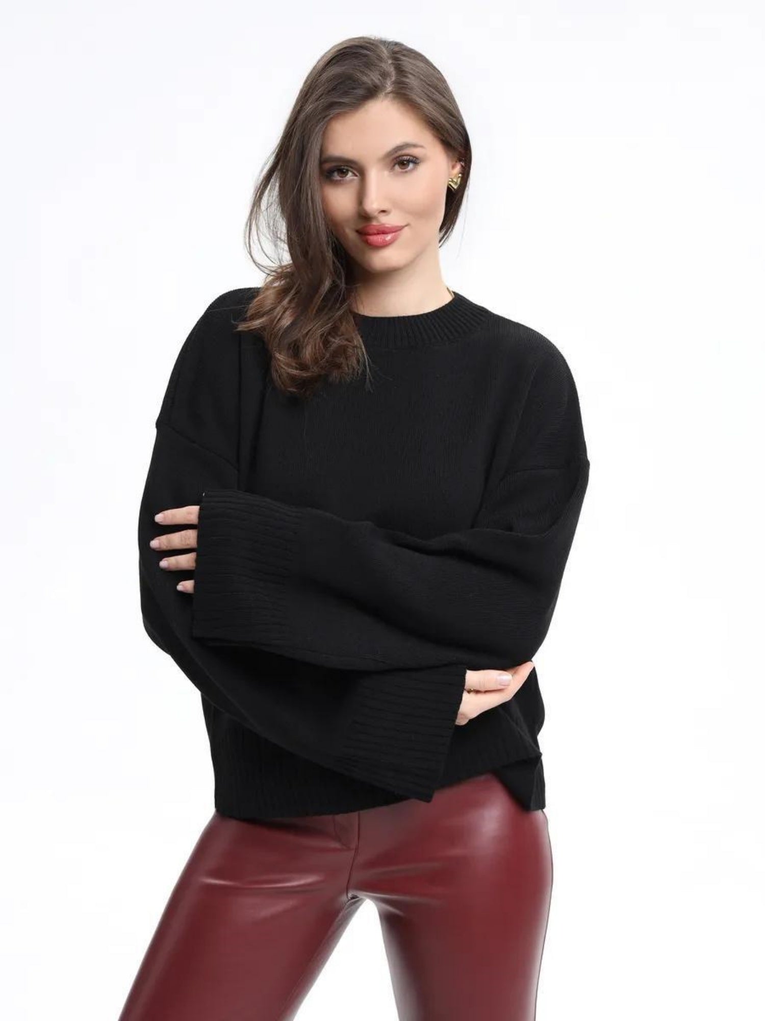 Liber Crew Neck Solid Color Knitted Sweater